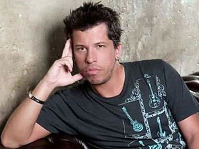 Ο Χάρης Βαρθακούρης παίρνει τα μέτρα του